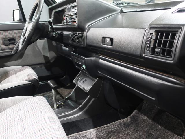 ゴルフカブリオ ベースグレード　正規Ｄ車　フルオリジナルモデル　純正ＢＢＳ社製１５ＡＷ　新車保証書　取説　メンテナンスレコード　予備キー付属　ストライプダイアゴナルスポーツシート　電動開閉オープントップ　ＥＴＣ　ドライブレコーダー（48枚目）