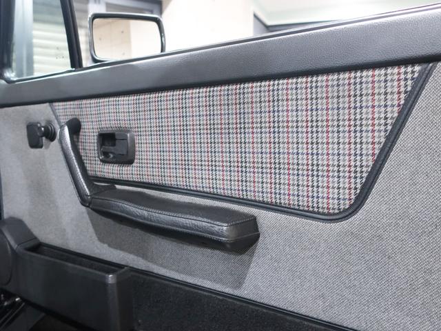 ゴルフカブリオ ベースグレード　正規Ｄ車　フルオリジナルモデル　純正ＢＢＳ社製１５ＡＷ　新車保証書　取説　メンテナンスレコード　予備キー付属　ストライプダイアゴナルスポーツシート　電動開閉オープントップ　ＥＴＣ　ドライブレコーダー（49枚目）