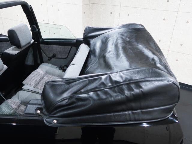 ゴルフカブリオ ベースグレード　正規Ｄ車　フルオリジナルモデル　純正ＢＢＳ社製１５ＡＷ　新車保証書　取説　メンテナンスレコード　予備キー付属　ストライプダイアゴナルスポーツシート　電動開閉オープントップ　ＥＴＣ　ドライブレコーダー（57枚目）