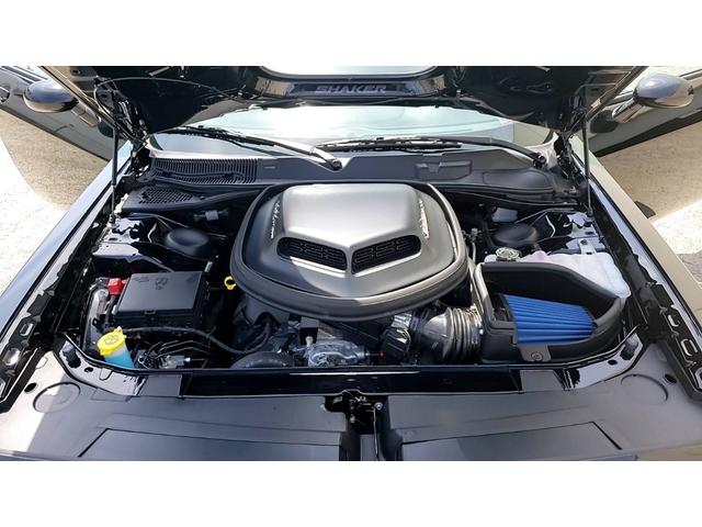 ダッジ・チャレンジャー Ｒ／Ｔ　Ｒ／Ｔスキャットパック　シェイカー　新車並行　１オーナー　プラスパッケージ　ドライバーコンビニエンスＧＰ．ハーマンカードンオーディオ　ＲＥＤキャリパー（7枚目）