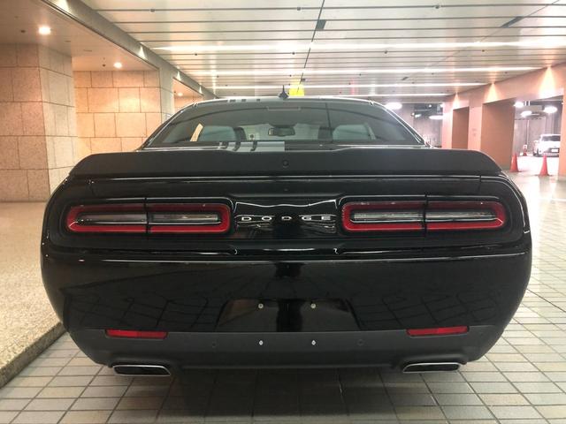 ダッジ・チャレンジャー Ｒ／Ｔ　Ｒ／Ｔスキャットパック　シェイカー　新車並行　１オーナー　プラスパッケージ　ドライバーコンビニエンスＧＰ．ハーマンカードンオーディオ　ＲＥＤキャリパー（15枚目）