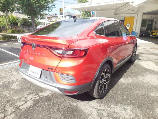 アルカナ アントラクト E-テックフルハイブリッド ETC 全周囲カメラ クリアランスソナー オートクルーズコントロール レーンアシスト パワーシート 衝突被害軽減システム LEDヘッドランプ アルミホイール スマートキー アイドリングストップ(8枚目)