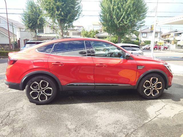 アルカナ アントラクト E-テックフルハイブリッド ETC 全周囲カメラ クリアランスソナー オートクルーズコントロール レーンアシスト パワーシート 衝突被害軽減システム LEDヘッドランプ アルミホイール スマートキー アイドリングストップ(9枚目)