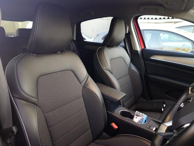 アルカナ アントラクト E-テックフルハイブリッド ETC 全周囲カメラ クリアランスソナー オートクルーズコントロール レーンアシスト パワーシート 衝突被害軽減システム LEDヘッドランプ アルミホイール スマートキー アイドリングストップ(29枚目)