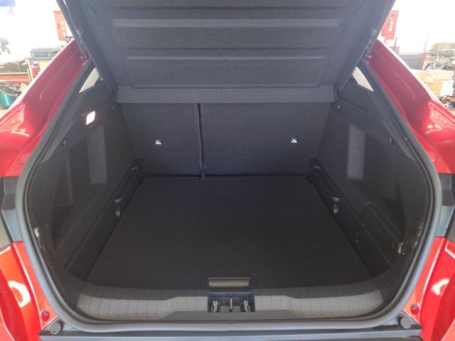 アルカナ アントラクト E-テックフルハイブリッド ETC 全周囲カメラ クリアランスソナー オートクルーズコントロール レーンアシスト パワーシート 衝突被害軽減システム LEDヘッドランプ アルミホイール スマートキー アイドリングストップ(41枚目)