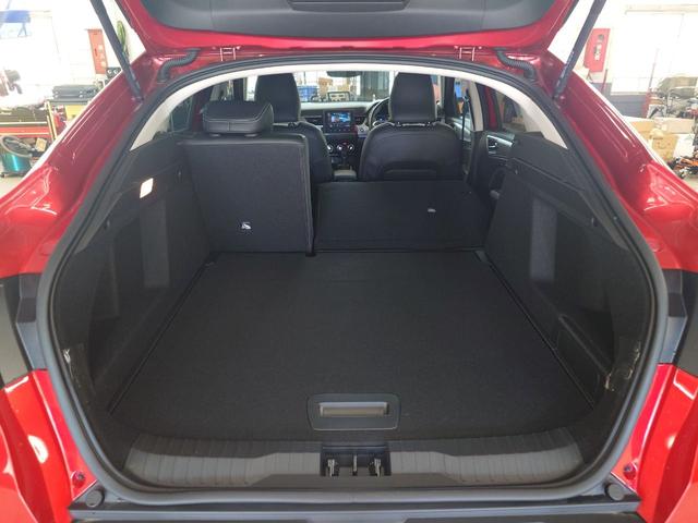 アルカナ アントラクト E-テックフルハイブリッド ETC 全周囲カメラ クリアランスソナー オートクルーズコントロール レーンアシスト パワーシート 衝突被害軽減システム LEDヘッドランプ アルミホイール スマートキー アイドリングストップ(43枚目)