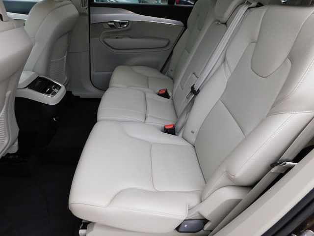 T5 AWD モーメンタム(9枚目)