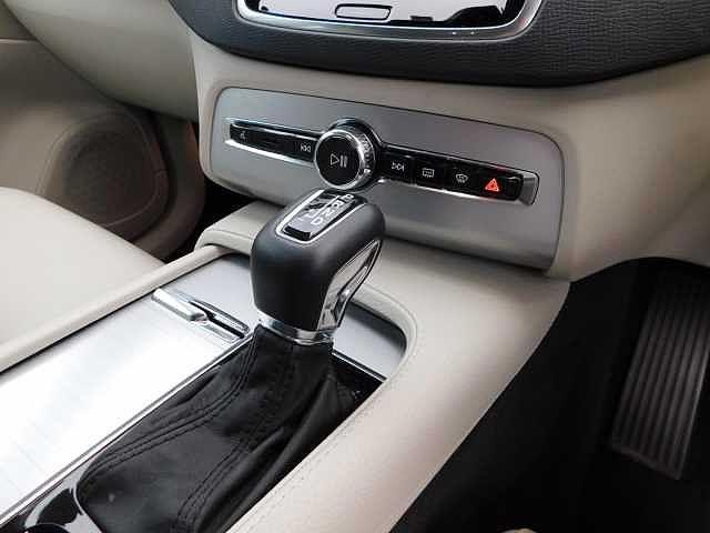 T5 AWD モーメンタム(15枚目)