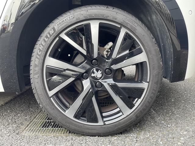 ご覧頂きまして誠に有難うございます！！是非ご来店して頂き、実際にご覧になって頂ければと思います。お客様からのご連絡をスタッフ一同、心よりお待ちしております