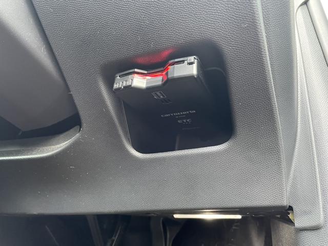 高速走行もスムーズにお支払いが可能な【ＥＴＣ】ご納車までにセットアップを行い、ご納車時にはご利用いただけるようにいたします。