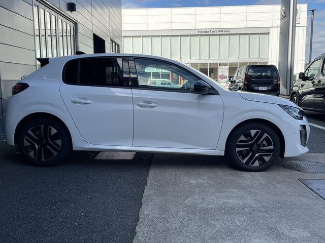 この度は当店のお車をご覧になっていただき、誠にありがとうございます。ぜひじっくりとご検討下さい。気軽にお問合せ・お見積りお待ちしております。