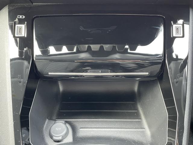 この度は当店のお車をご覧になっていただき、誠にありがとうございます。じっくり現車確認して頂けるよう、ご準備を致します！