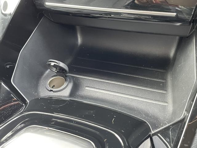 ご覧頂きまして誠に有難うございます！！是非ご来店して頂き、実際にご覧になって頂ければと思います。お客様からのご連絡をスタッフ一同、心よりお待ちしております