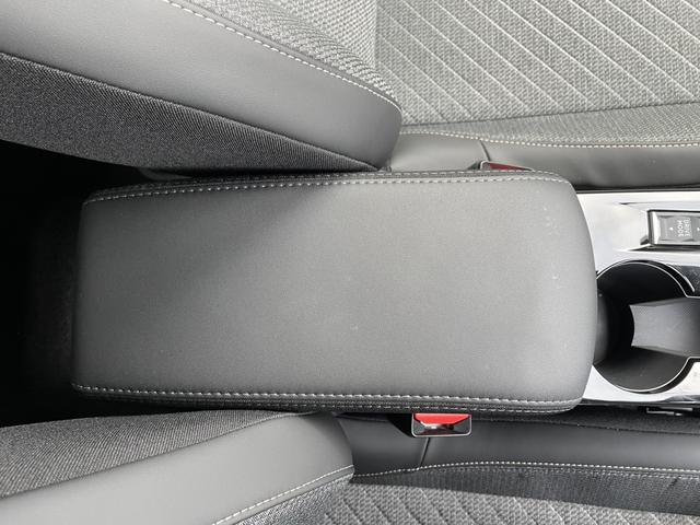 ご覧頂きまして誠に有難うございます！！是非ご来店して頂き、実際にご覧になって頂ければと思います。お客様からのご連絡をスタッフ一同、心よりお待ちしております