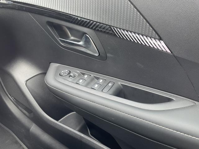 この度は当店のお車をご覧になっていただき、誠にありがとうございます。ぜひじっくりとご検討下さい。気軽にお問合せ・お見積りお待ちしております。