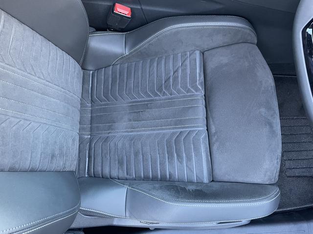 3008 GTハイブリッド アルカンタラパッケージ ドライブレコーダー ETC オートクルーズコントロール パワーシート ナビ アルミホイール スマートキー AT Bluetooth 記録簿(21枚目)