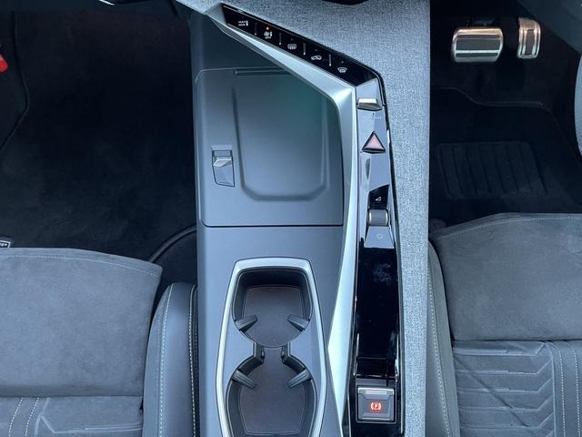 3008 GTハイブリッド アルカンタラパッケージ ドライブレコーダー ETC オートクルーズコントロール パワーシート ナビ アルミホイール スマートキー AT Bluetooth 記録簿(30枚目)