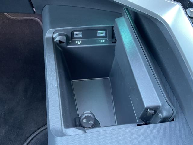 3008 GTハイブリッド アルカンタラパッケージ ドライブレコーダー ETC オートクルーズコントロール パワーシート ナビ アルミホイール スマートキー AT Bluetooth 記録簿(31枚目)