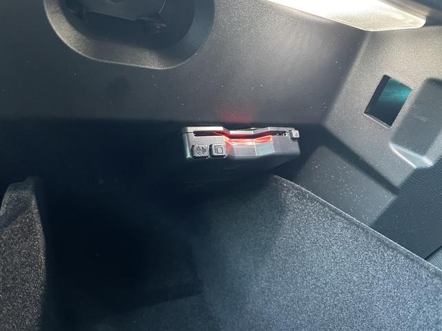 3008 GTハイブリッド アルカンタラパッケージ ドライブレコーダー ETC オートクルーズコントロール パワーシート ナビ アルミホイール スマートキー AT Bluetooth 記録簿(43枚目)