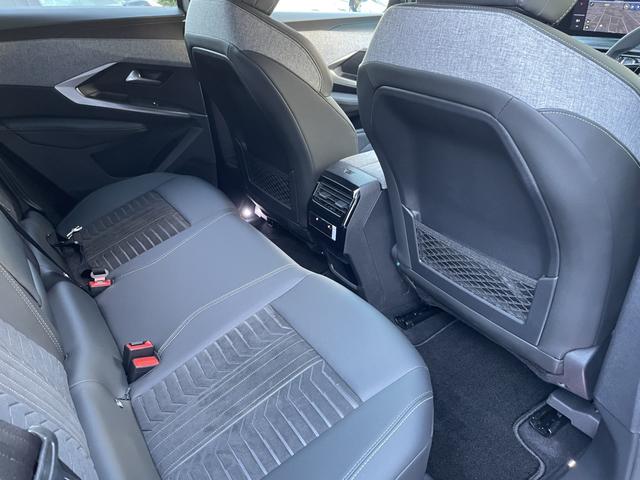 3008 GTハイブリッド アルカンタラパッケージ ドライブレコーダー ETC オートクルーズコントロール パワーシート ナビ アルミホイール スマートキー AT Bluetooth 記録簿(46枚目)