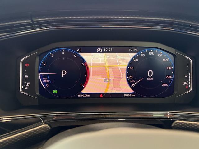 Ｔ－クロス ＴＳＩ　アクティブ　メモリーナビ　ＥＴＣ　アルミホイール　オートクルーズコントロール　スマートキー　盗難防止システム　横滑り防止装置　記録簿　ワンオーナー　エアバッグ　エアコン　パワーステアリング　パワーウィンドウ（16枚目）