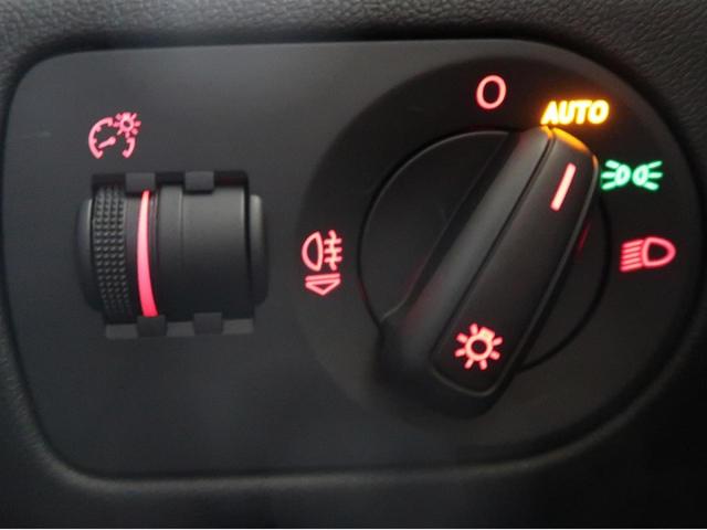 1.0TFSI 禁煙車 コンビニエンスPKG MMIナビ(30枚目)