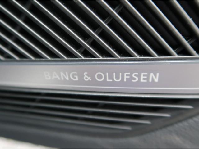 ベースグレード　カーボンスタイリングＰＫＧ　ＲＳスポーツエグゾーストシステム　アシスタンスＰＫＧ　Ｂａｎｇ＆Ｏｌｕｆｓｅｎ　カーボンエンジンカバー　デコラティブパネルカーボン　２０インチＡＷ　グレーレザーシート(11枚目)