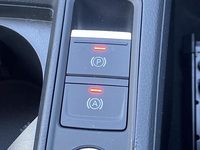 Ｑ３ ３５ＴＦＳＩアドバンスド　コンビニ＆アシスタンスＰＫＧ　スマホ連携　ＡＣＣ　レーンアシスト　サイドアシス　シートヒーター　全周囲カメラ　ドライブセレクト　ＬＥＤヘッドライト　パワーシート　バーチャルＣＰ　１オーナー（46枚目）