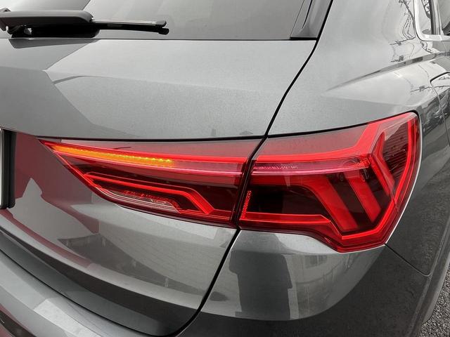 ＲＳ Ｑ３ ベースグレード　ＲＳデザインＰＫＧ　ＲＳダンピングコントロールサス　ＲＳスポーツエギゾーストシステム　パノラマサンルーフ　マトリクスＬＥＤ　ワイヤレスチャージング　プライバシーガラス　スマホ連携　３６０度カメラ（26枚目）