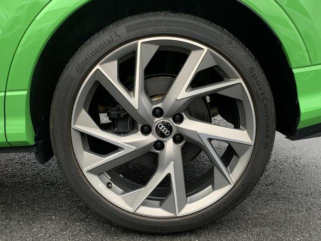 ＲＳ Ｑ３ ベースグレード　マトリクスＬＥＤヘッドライト　ファインナッパレザー　プライバシーガラス　ＲＳダンピングコントロールサスペンション　ＡＣＣ　レーンアシスト　サイドアシスト　全周囲カメラ　ドライブセレクト（28枚目）