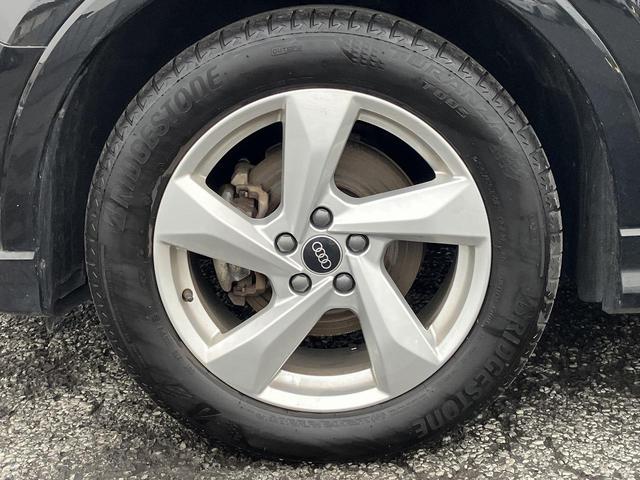 Ｑ３ ３５ＴＦＳＩアドバンスド　コンビニエンスアシスタンスＰＫＧ　スマホ連携　全周囲カメラ　ドライブセレクト　ＡＣＣ　レーンアシスト　サイドアシスト　バーチャルＣＰ　シートヒーター　アドバンスドキー　１オーナー（13枚目）
