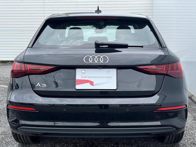 Ａ３ スポーツバック３０ＴＦＳＩ　コンビニエンス＆アシスタンスＰＫＧ　ナビケーションＰＫＧ　スマホ連携　ＡＣＣ　レーンアシスト　パークアシスト　サイドアシスト　バーチャルコックピット　パドルシフト　シートヒーター　１オーナー（19枚目）