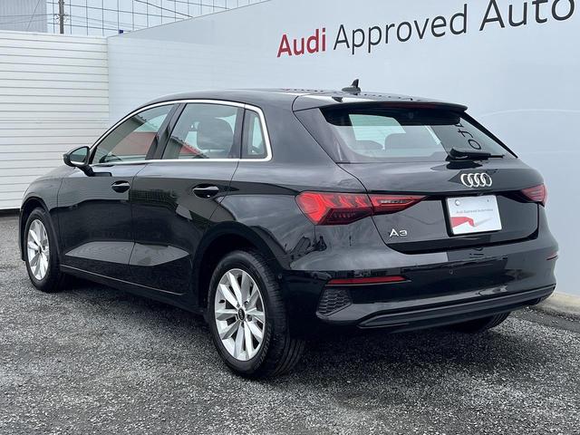 Ａ３ スポーツバック３０ＴＦＳＩ　コンビニエンス＆アシスタンスＰＫＧ　ナビケーションＰＫＧ　スマホ連携　ＡＣＣ　レーンアシスト　パークアシスト　サイドアシスト　バーチャルコックピット　パドルシフト　シートヒーター　１オーナー（23枚目）