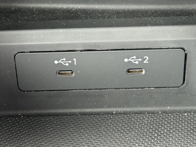 Ａ３ スポーツバック３０ＴＦＳＩ　コンビニエンス＆アシスタンスＰＫＧ　ナビケーションＰＫＧ　スマホ連携　ＡＣＣ　レーンアシスト　パークアシスト　サイドアシスト　バーチャルコックピット　パドルシフト　シートヒーター　１オーナー（60枚目）