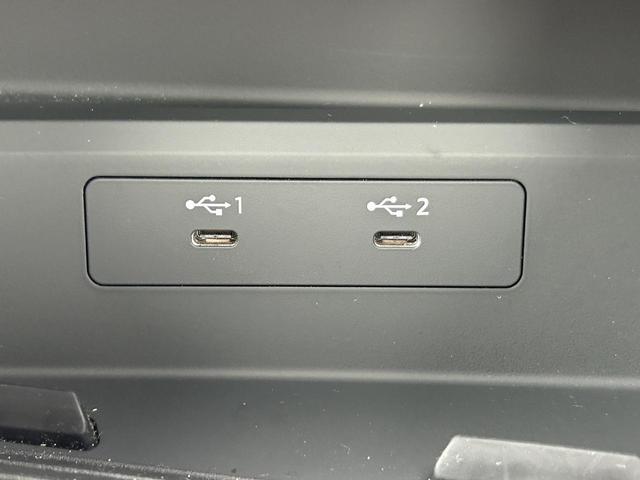 Ａ３ スポーツバック３０ＴＦＳＩ　Ｓライン　ブラックスタイリングＰＫＧ　ＳラインプラスＰＫＧ　テクノロジーＰＫＧ　パーシャルレザー　マトリクスＬＥＤ　コンビニエンス＆アシスタンスＰＫＧ　ワイヤレスチャージ　スマホ連携　パワーシート　１オーナー（64枚目）
