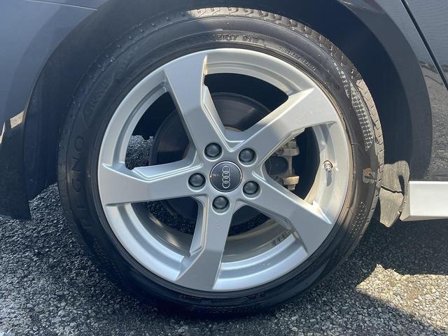 Ａ３ スポーツバック１．４ＴＦＳＩ　スポーツ　ＭＭＩナビゲーション　アシスタンスＰＫＧ　バーチャルＣＰ　ＡＣＣ　パドルシフト　シートヒーター　運転席電動シート　ドライブセレクト　レーンアシスト　バックカメラ　スマホ連携　純正１７インチＡＷ（27枚目）