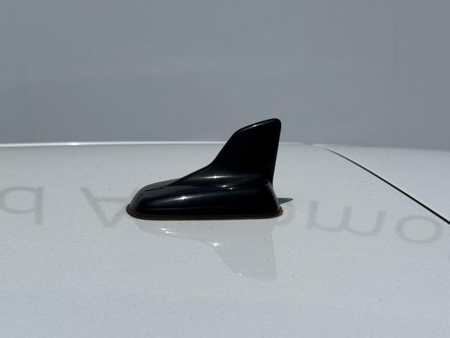 Ｑ２ ３０ＴＦＳＩスポーツ　アシスタンスＰＫＧ　コンフォートＰＫＧ　ナビゲーションＰＫＧ　ＡＣＣ　レーンアシスト　バックカメラ　アウディドライブシステム　シートヒーター　スマホ連携　フルセグＴＶ　純正１７インチＡＷ　１オーナー（38枚目）