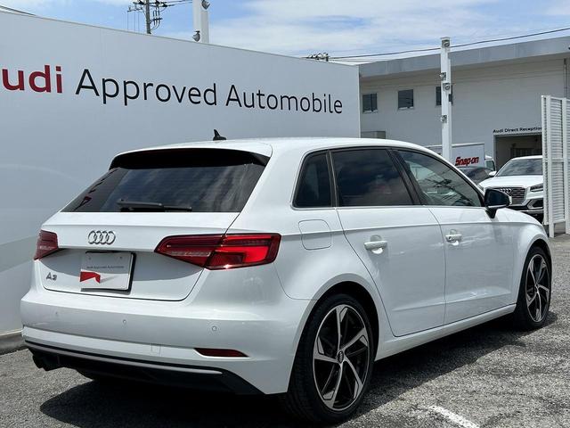 Ａ３ スポーツバック３０ＴＦＳＩスポーツシグネチャーエデ　１８インチＡＷ　ナビケーションプラスＰＫＧ　テクノロジーＰＫＧ　アシスタンスＰＫＧ　コントロールコード　マトリクスＬＥＤ　ＡＣＣ　レーンアシスト　サイドアシスト　スマホ連携　シートヒーター（21枚目）