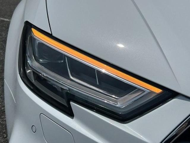 Ａ３セダン ３０ＴＦＳＩ　スポーツ　ＳラインＰＫＧ　アシスタンスＰＫＧ　ハーフレザー　シートヒーター　バーチャルＣＰ　ＡＣＣ　レーンアシスト　サイドアシスト　パドルシフト　スマホ連携　ＬＥＤヘッドライト　純正１８インチＡＷ（12枚目）