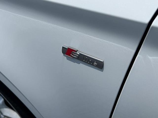 Ａ３セダン ３０ＴＦＳＩ　スポーツ　ＳラインＰＫＧ　アシスタンスＰＫＧ　ハーフレザー　シートヒーター　バーチャルＣＰ　ＡＣＣ　レーンアシスト　サイドアシスト　パドルシフト　スマホ連携　ＬＥＤヘッドライト　純正１８インチＡＷ（36枚目）