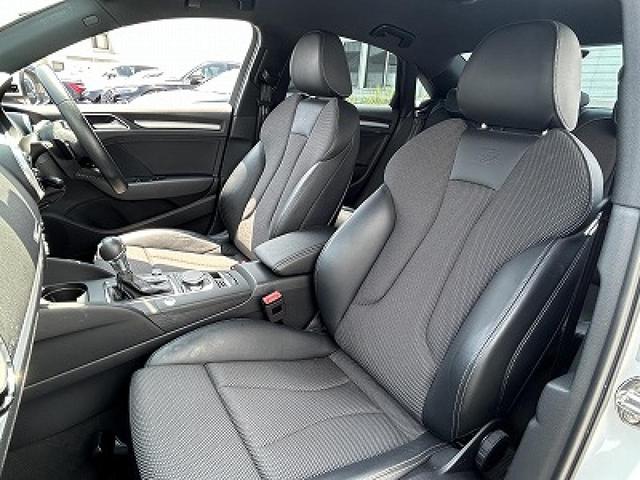 Ａ３セダン ３０ＴＦＳＩ　スポーツ　ＳラインＰＫＧ　アシスタンスＰＫＧ　ハーフレザー　シートヒーター　バーチャルＣＰ　ＡＣＣ　レーンアシスト　サイドアシスト　パドルシフト　スマホ連携　ＬＥＤヘッドライト　純正１８インチＡＷ（40枚目）