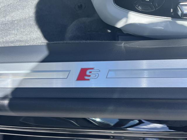 Ａ８ ６０ＴＦＳＩ　ｅクワトロ　Ａｕｄｉデザインセレクション　コンフォートＰＫＧ　Ｂ＆Ｏ　ＳラインスタイリングＰＫＧ　リヤシートモニター　パノラマサンルーフ　ＯＰ２１ＡＷ　デジタルマトリクスＬＥＤ　１００Ｖ電源　エアクオリティＰＫＧ（75枚目）