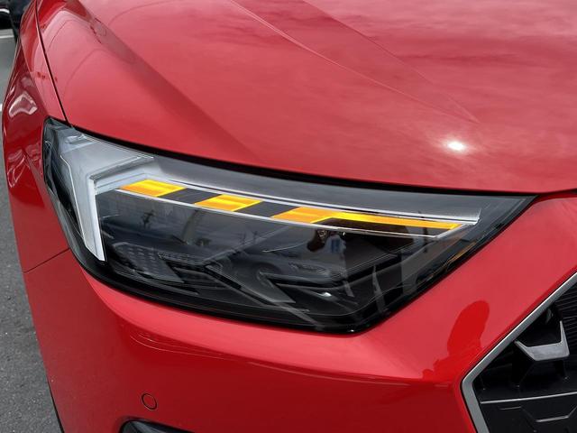 Ａ１スポーツバック ２５ＴＦＳＩ　アドバンスド　コンビニエンス＆アシスタンスＰＫＧ　ナビゲーションＰＫＧ　スマホ連携　コントラストルーフ　ＡＣＣ　レーンアシスト　ワイヤレスチャージ　シートヒーター　リヤカメラ　ＬＥＤライト　純正１６インチＡＷ（12枚目）