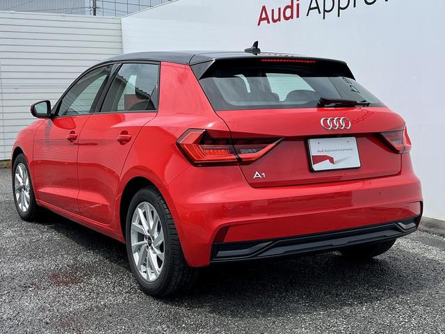 Ａ１スポーツバック ２５ＴＦＳＩ　アドバンスド　コンビニエンス＆アシスタンスＰＫＧ　ナビゲーションＰＫＧ　スマホ連携　コントラストルーフ　ＡＣＣ　レーンアシスト　ワイヤレスチャージ　シートヒーター　リヤカメラ　ＬＥＤライト　純正１６インチＡＷ（22枚目）
