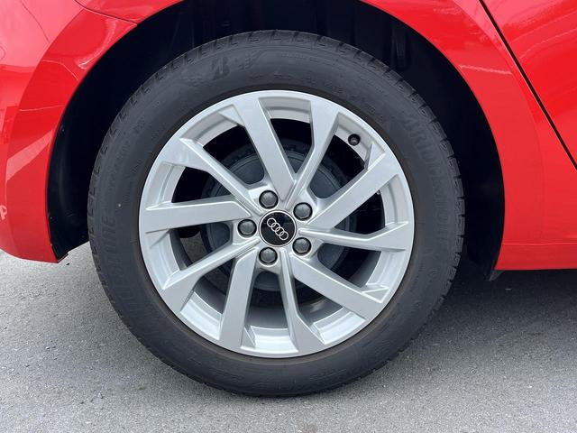 Ａ１スポーツバック ２５ＴＦＳＩ　アドバンスド　コンビニエンス＆アシスタンスＰＫＧ　ナビゲーションＰＫＧ　スマホ連携　コントラストルーフ　ＡＣＣ　レーンアシスト　ワイヤレスチャージ　シートヒーター　リヤカメラ　ＬＥＤライト　純正１６インチＡＷ（41枚目）