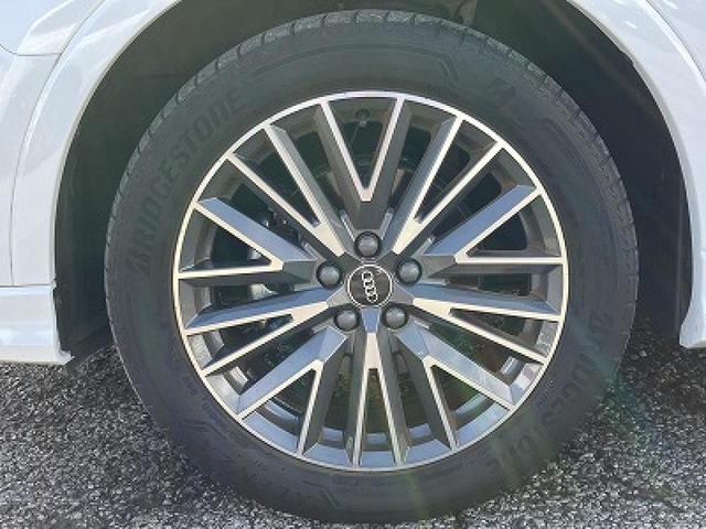 Ｑ３スポーツバック ３５ＴＤＩクワトロ　Ｓライン　コンビニエンス＆アシスタンスＰＫＧ　ブラックスタイリングＰＫＧ　プラスＰＫＧ　前席シートヒーター　ＡＣＣ　サイドアシスト　マルチカラーアンビエントライト　全周囲カメラ　１オーナー（26枚目）