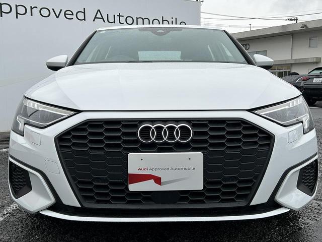 Ａ３ スポーツバック３０ＴＦＳＩ　コンビニエンス＆アシスタンスＰＫＧ　ナビケーションＰＫＧ　バーチャルコックピット　ＴＶチューナー　スマホ連携　ＡＣＣ　レーンアシスト　パークアシスト　サイドアシスト　シートヒーター　Ｂｌｕｅｔｏｏｔｈ（18枚目）