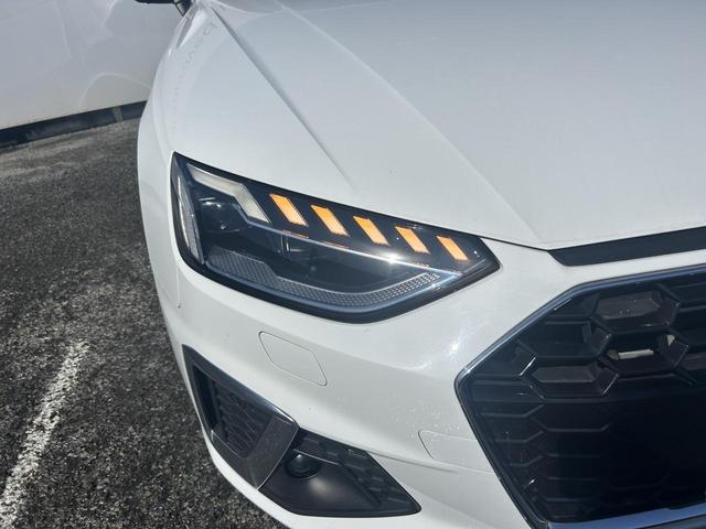 Ａ４ ３５ＴＦＳＩ　Ｓライン　ＳラインプラスＰＫＧ　ＳラインインテリアＰＫＧ　マトリクスＬＥＤヘッドライトＰＫＧ　ＴＶチューナー　マルチカラーアンビエントライト　スマホ連携　ワイヤレスチャージ　全周囲カメラ　パークアシスト（13枚目）