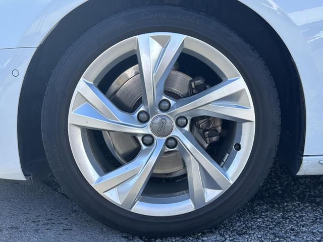Ａ４ ３５ＴＦＳＩ　Ｓライン　ＳラインプラスＰＫＧ　ＳラインインテリアＰＫＧ　マトリクスＬＥＤヘッドライトＰＫＧ　ＴＶチューナー　マルチカラーアンビエントライト　スマホ連携　ワイヤレスチャージ　全周囲カメラ　パークアシスト（33枚目）