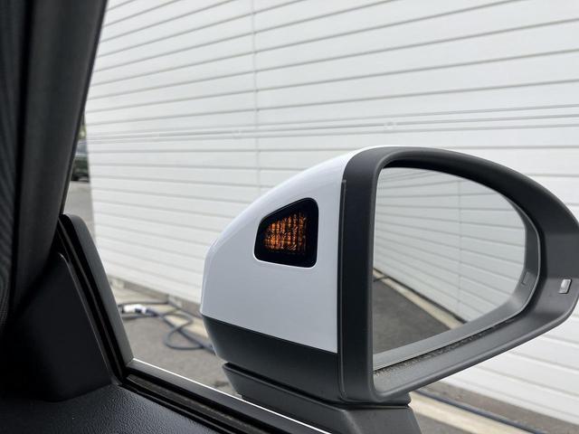 ＴＴクーペ ４０ＴＦＳＩ　Ｓラインパッケージ　コンフォートＰＫＧ　クルーズコントロール　可変式リア　ドライブセレクト　スマホ連携　Ｂｌｕｅｔｏｏｔｈ　サイドアシスト　シートヒーター　ホールドアシスト　バーチャルコックピット　１オーナー（10枚目）